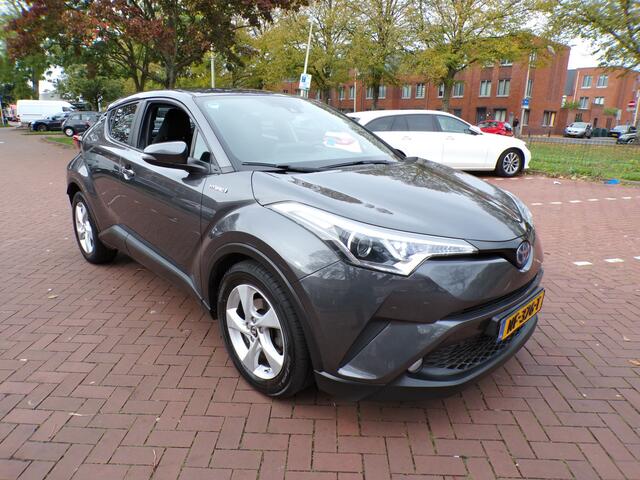 Toyota C-HR 1.8 Hybrid Dynamic AUTOMAAT