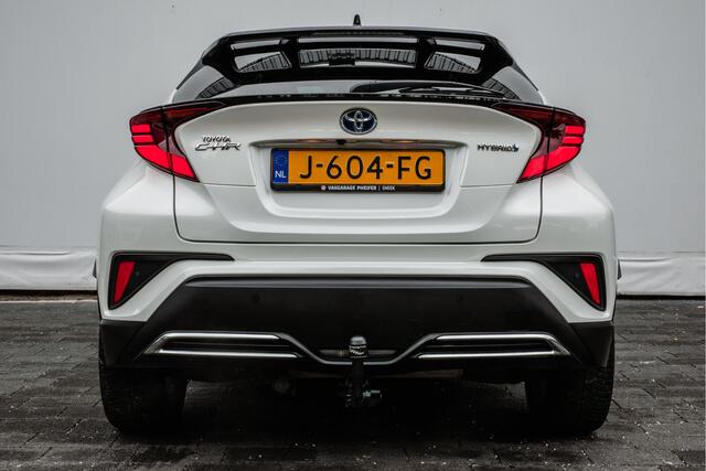 Toyota C-HR 2.0 180pk Hybrid Bi-Tone Trekhaak/ Stoelverwarming/ Full LED/ Carplay/ JBL audio/ Camera