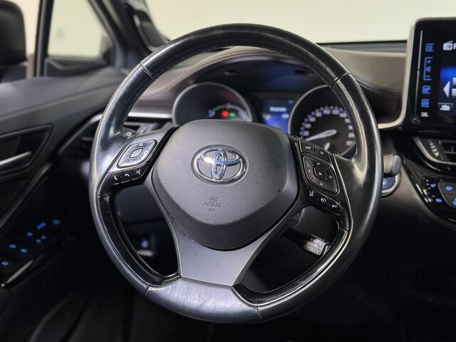 Toyota C-HR 1.8 Hybrid Bi-Tone | BSM | Trekhaak | JBL-audio | Keyless |