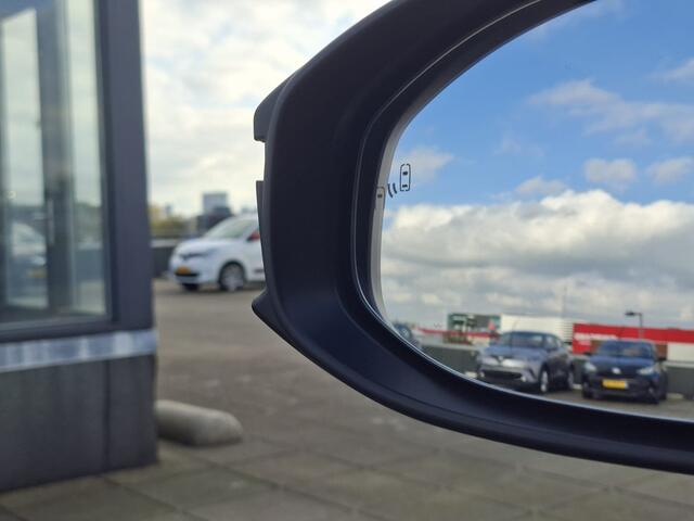 Toyota C-HR 1.8 Hybrid 140 Dynamic demo