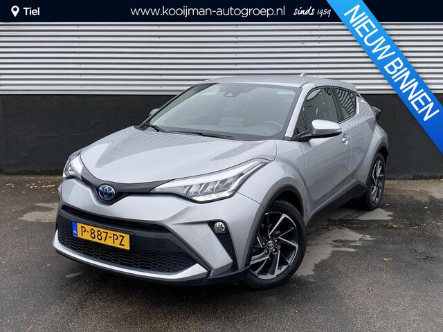 Toyota C-HR 2.0 Hybrid Dynamic 180PK! NL-auto! Keyless, navigatie, Apple CarPlay/Android Auto, achteruitrij camera, parkeersesoren v&a, adaptieve cruise control