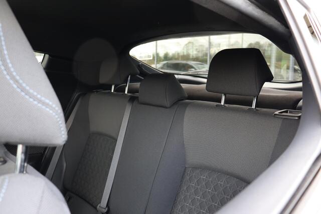 Toyota C-HR 2.0 Hybrid First Edition, BSM, JBL audio,