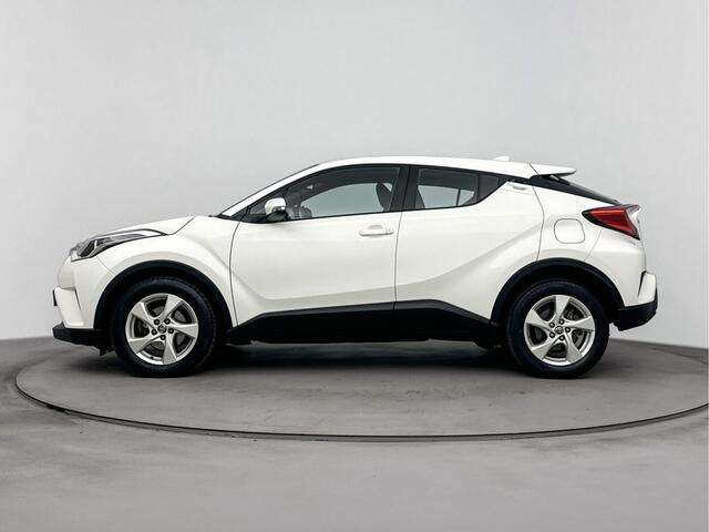 Toyota C-HR 1.2 Active | Garantie t/m 25-02-2029 mogelijk | Climate control | Cruise control
