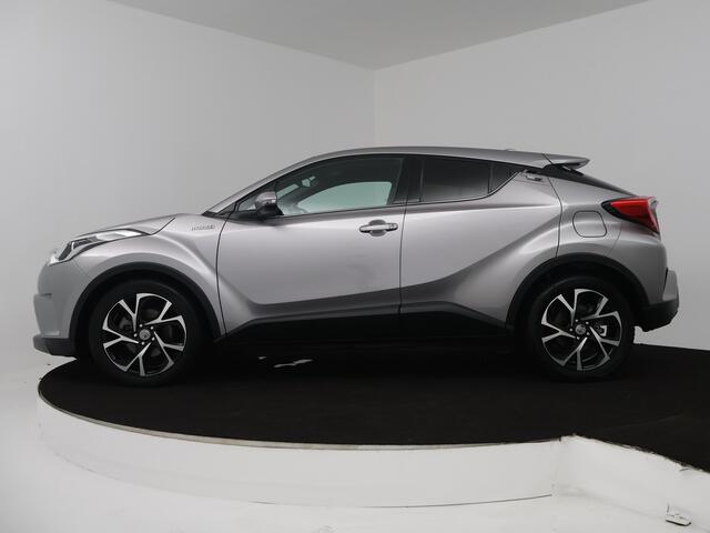 Toyota C-HR 1.8 Hybrid Dynamic | Navigatie | Trekhaak |