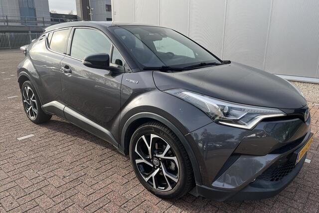 Toyota C-HR 1.8 Hybrid Bi-Tone Plus