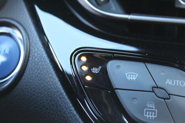 Toyota C-HR 1.8 Hybrid Executive | Rijklaar | Blind Spot | Half-leder | Stoelverw. | LED | Clima | Adap.cruise | Keyless