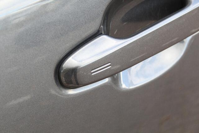 Toyota C-HR 1.8 Hybrid Executive | Rijklaar | Blind Spot | Half-leder | Stoelverw. | LED | Clima | Adap.cruise | Keyless