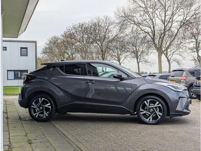 Toyota C-HR 1.8 Hybrid Style | Afn. trekhaak | Stoelverwarming | Dodehoek | PDC V+A | ACC