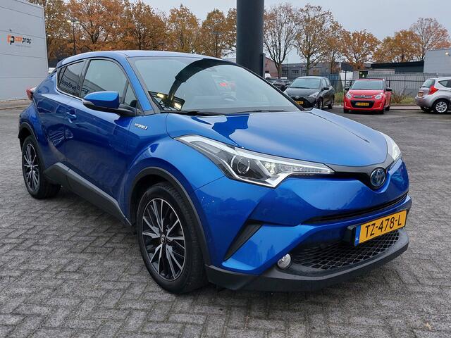 Toyota C-HR 1.8 Hybrid Automaat Dynamic | Navi | Clima | Adap.Cruise | Keyless Entry | Pdc V+A+Assist+Camera | Rijstrook+Licht+Regensensor | Stoelverwarming | Privacy Glass | 18''lm