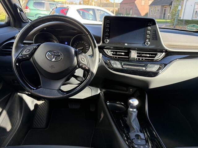 Toyota C-HR 1.8 Hybrid Executive Keyless entry, Navigatiesysteem