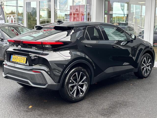 Toyota C-HR 2.0 Plug-in Hybrid 220 Dynamic