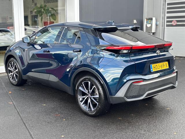 Toyota C-HR 2.0 Plug-in Hybrid 220 Dynamic