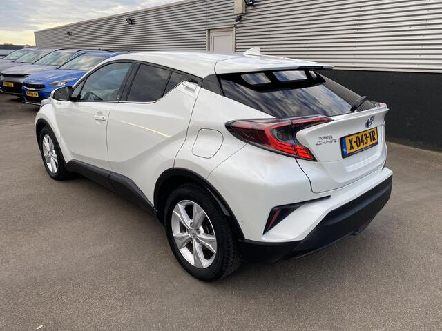 Toyota C-HR 1.8 Hybrid Dynamic edition Stoel- & stuurverwarming, dodehoek detectie, navigatie, achteruitrijcamera, adaptieve cruise control