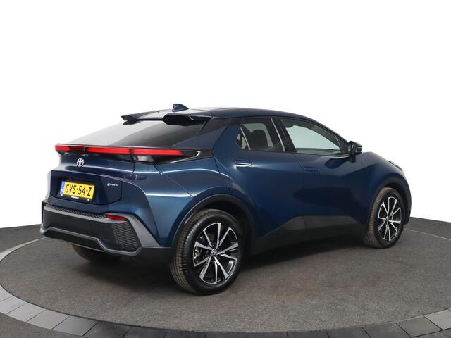 Toyota C-HR 1.8 Hybrid 140 Dynamic | Parkeer sensoren | Navigatie | Dodehoek detectie |