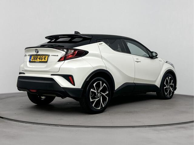 Toyota C-HR 1.8 Hybrid Dynamic Bi-tone Limited | Navigatie | Apple Carplay -/ Android Auto | Parkeercamera |