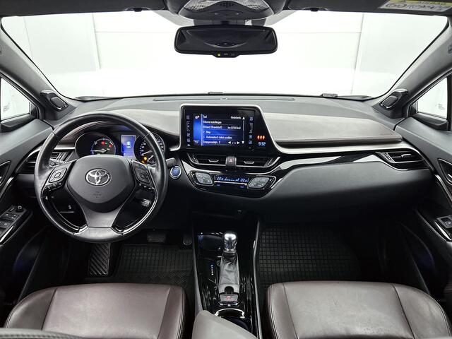 Toyota C-HR 1.8 Hybrid Executive | LED | Sport pakket | JBL |