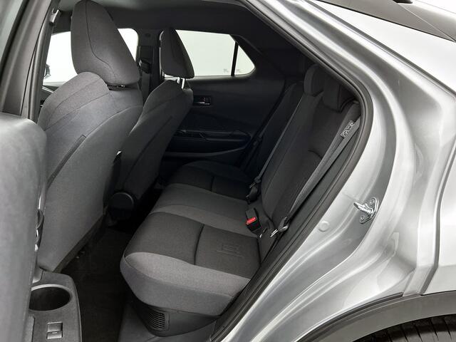 Toyota C-HR 1.8 Hybrid 140 First Edition | 1e Eigenaar | 360 Camera | LED | Groot Navigatiescherm | Elektrische Achterklep | Blindspot |