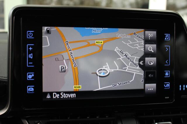 Toyota C-HR 1.8 Hybrid Dynamic | Dealer onderhouden | All-season banden | Achteruitrij Camera | Parkeer sensoren