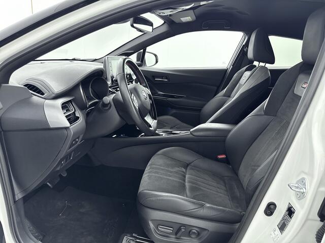 Toyota C-HR 2.0 Hybrid GR-Sport | Navigatie | Apple Carplay -/ Android Auto | Parkeercamera |