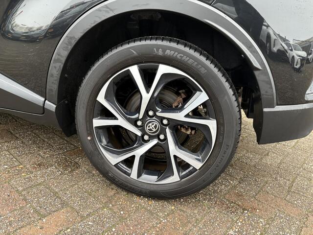 Toyota C-HR 1.8 Hybrid Business Plus