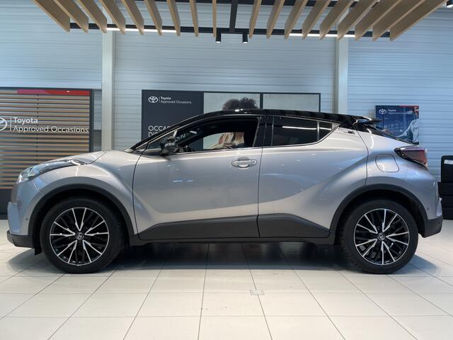 Toyota C-HR 1.2 Bi-Tone | Trekgewicht 1.300 kg | Parkeersensoren voor en achter | Achteruitrijcamera |