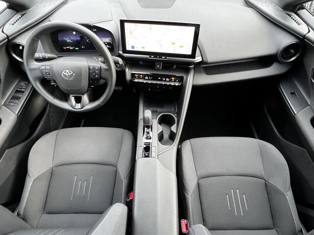 Toyota C-HR 1.8 Hybrid 140 Dynamic / Fabrieksgarantie tot 10 jaar mogelijk / Stuur-, stoel- en voorruitverwarming / Navigatie / Camera / Climate Control / Apple Carplay/Android auto / 18" LM wielen /