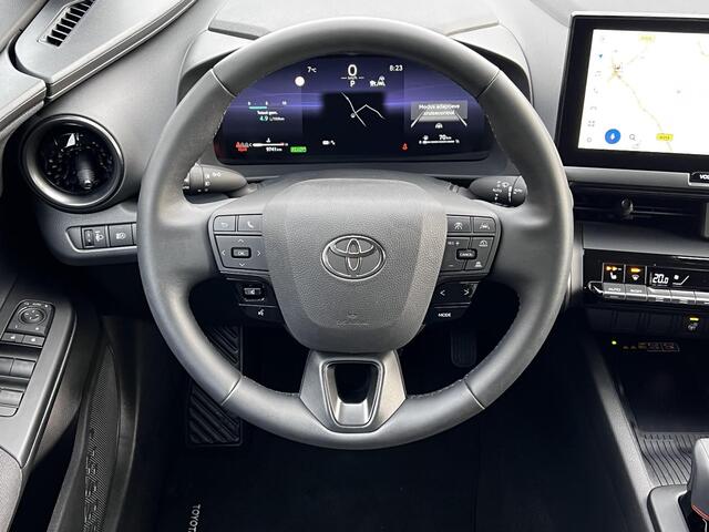 Toyota C-HR 1.8 Hybrid 140 Dynamic Automaat / Fabrieksgarantie tot 10 jaar mogelijk / Stuur-, stoel- en voorruitverwarming / Navigatie / Camera / Climate Control / Apple Carplay/Android auto / 18" LM wielen /