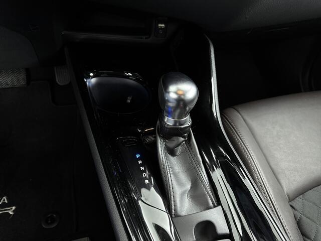 Toyota C-HR 1.8 Hybrid Executive Leseman aangemeld 11-11 vanuit handelaar