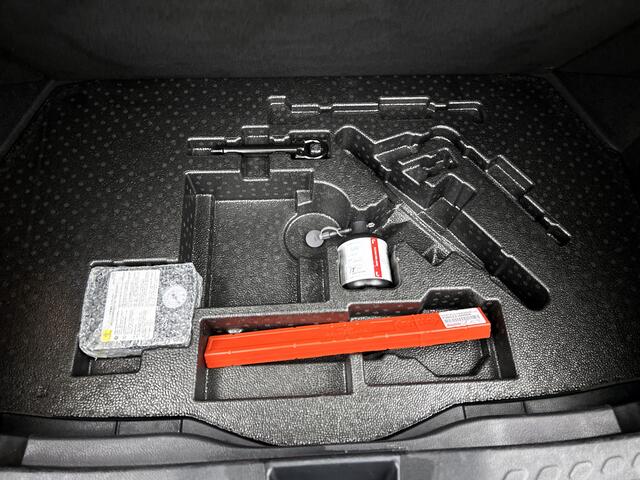 Toyota C-HR 1.8 Hybrid Executive