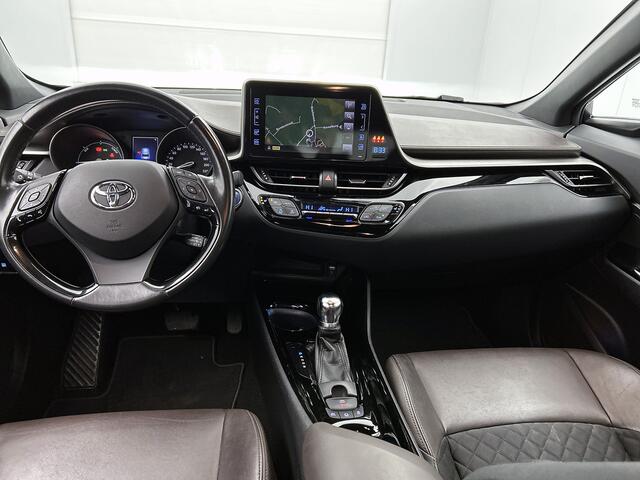 Toyota C-HR 1.8 Hybrid Executive | Trekhaak | Navigatie | Stoelverwarming | Full LED | PDC voor en achter |