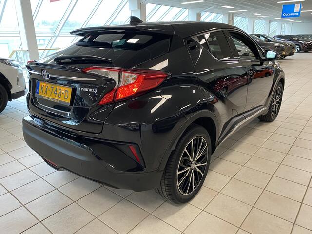Toyota C-HR 1.8 Hybrid First Edition | JBL