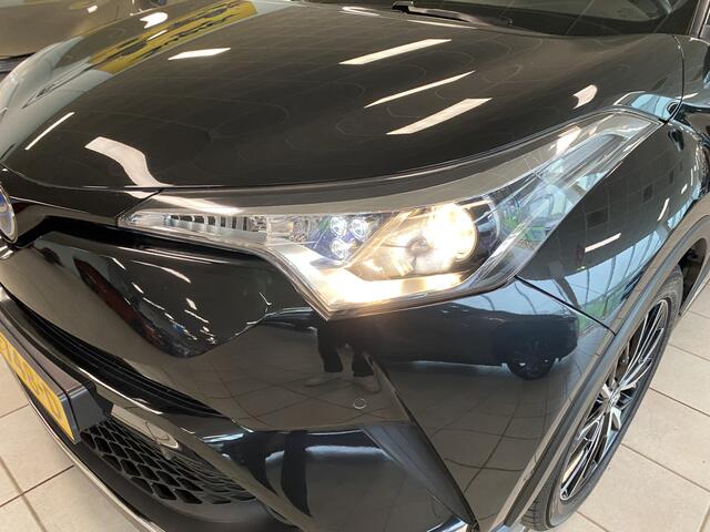 Toyota C-HR 1.8 Hybrid First Edition | JBL