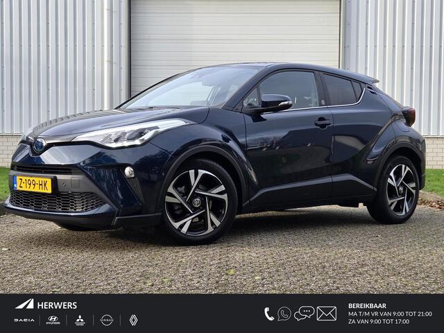 Toyota C-HR 2.0 Hybrid Dynamic / Afneembare Trekhaak / Stoel & stuur verwarming / Achteruitrijcamera / Dode Hoek Detectie / Apple Carplay & Android Auto / Climate Control / Navigatie / Parkeersensoren /