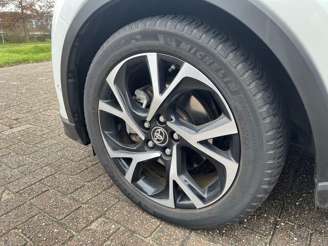 Toyota C-HR 1.8 Hybrid Active Navi Cruise Lmv Acamera