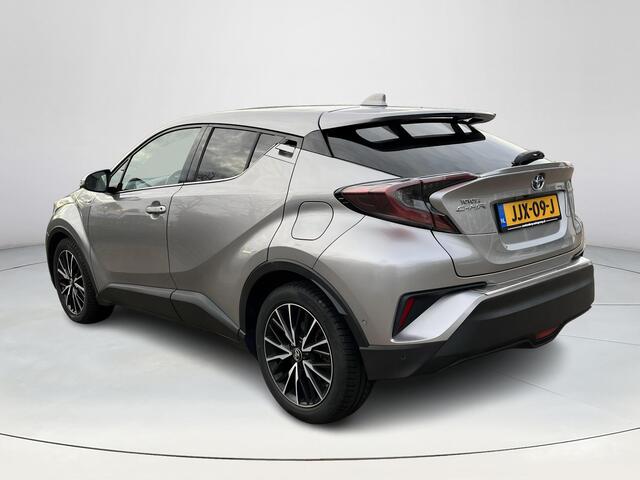 Toyota C-HR 1.8 Hybrid Executive | Stoelverwarming | Navigatie | 18 inch LM-velgen | Bluetooth |