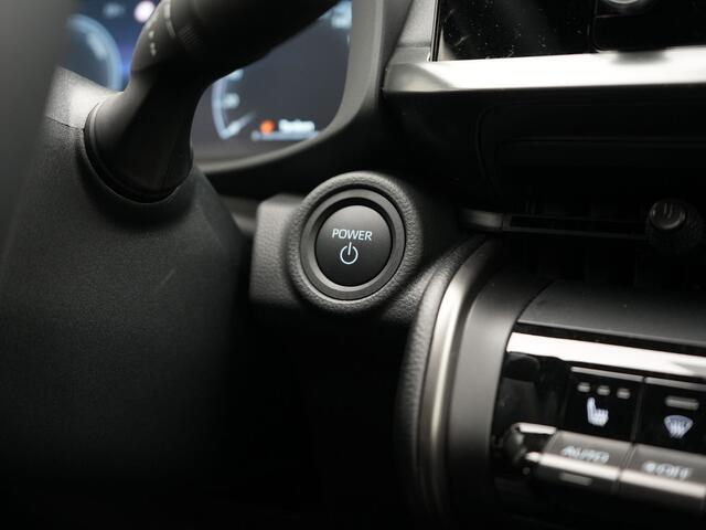 Toyota C-HR 2.0 Plug-in Hybrid 220 Dynamic Nu met ¤ 2.750,- voordeel