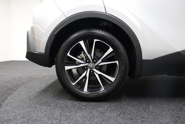 Toyota C-HR Hybrid 140 Style Edition | Dodehoekdetectie | Navigatie | Parkeerhulp | Winterpakket