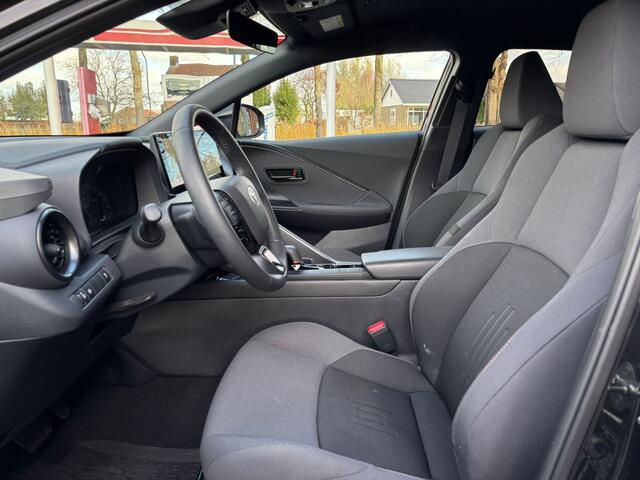 Toyota C-HR 2.0 Hybrid 200 Dynamic,Navi,pdc,Camera