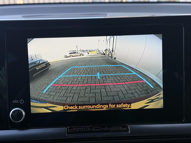 Toyota C-HR 1.8 Hybrid 140 Dynamic **DODEHOEK DETECTIE/ KEYLESS/ PARKERSENSOREN/ GARANTIE**