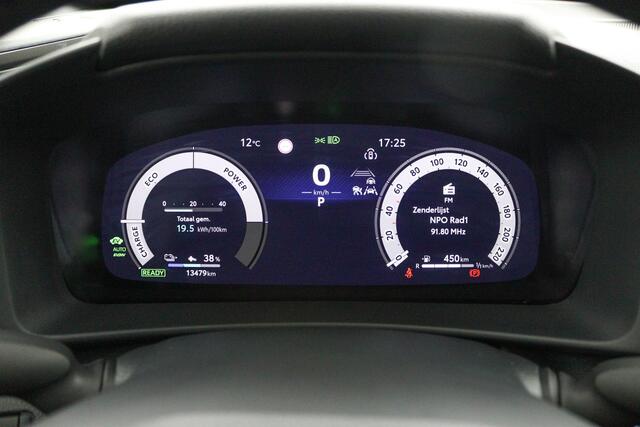 Toyota C-HR 2.0 Plug-in Hybrid 220 Dynamic | Stuur en stoelverwarming | Navigatie | Parkeersensoren |