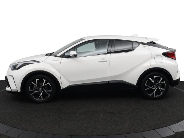 Toyota C-HR 2.0 Hybrid First Edition | Trekhaak | Stoelverwarming | Parkeersensoren Rondom | Grootscherm Navigatie | Keyless Entry |