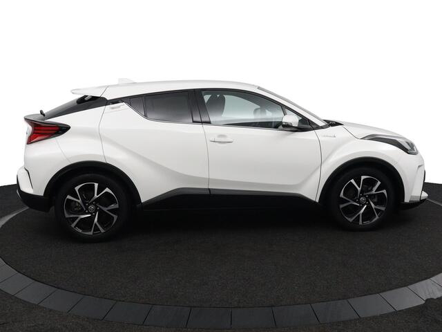 Toyota C-HR 2.0 Hybrid First Edition | Trekhaak | Stoelverwarming | Parkeersensoren Rondom | Grootscherm Navigatie | Keyless Entry |