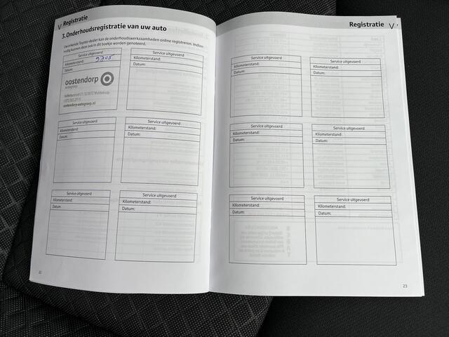 Toyota C-HR 2.0 Hybrid Dynamic | Stoelverwarming | Navigatie | Parkeersensoren | Keyless entry |