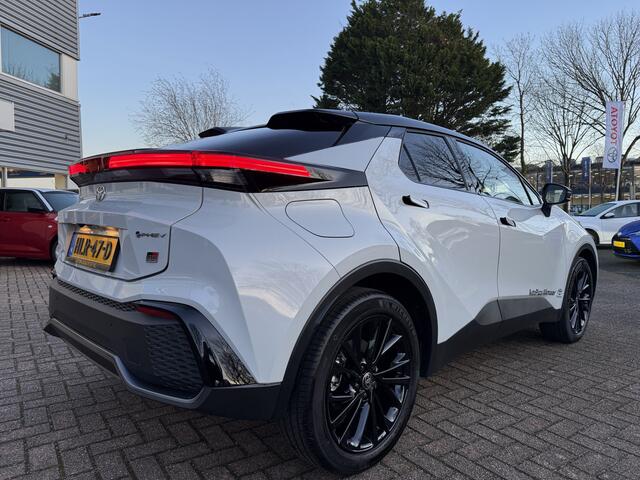 Toyota C-HR 2.0 Plug-in Hybrid 220 GR SPORT