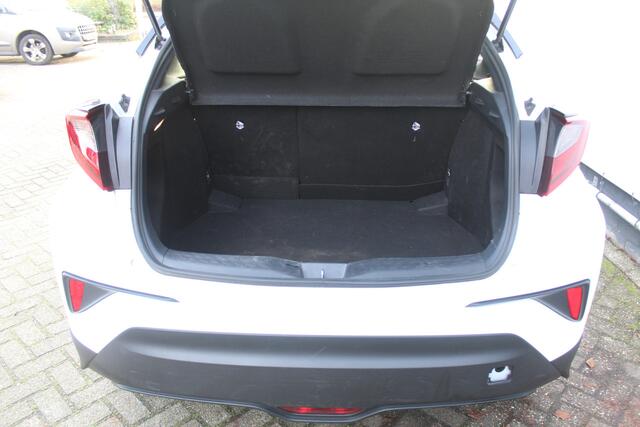 Toyota C-HR 1.8 Hybrid Airco l Adaptief Cruise control l Parkeer camera l LED Lampen l AppleCarPlay/AndroidAuto