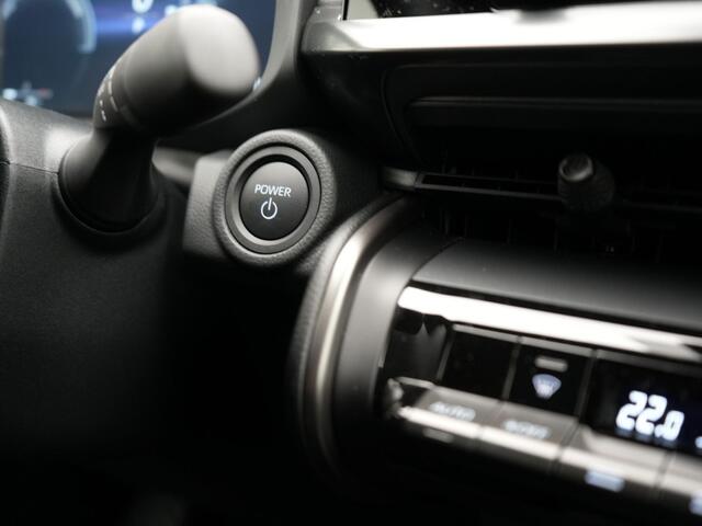 Toyota C-HR 1.8 Hybrid 140 Dynamic *NIEUW*