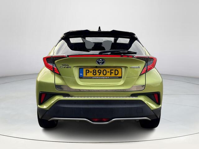 Toyota C-HR 1.8 Hybrid Executive Sport **NAVIGATIE/ STOEL EN STUURWIELVERWARMING/ DODEHOEK DETECTIE/ PARKEERSENSOREN/ 36 MAANDEN GARANTIE**