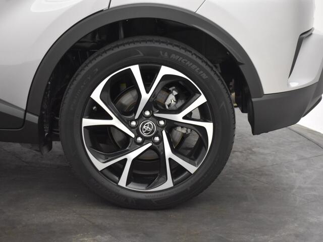 Toyota C-HR 1.8 Hybrid Dynamic | Stoelverwarming | Carplay | DAB