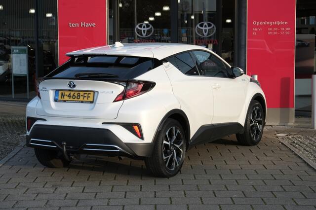 Toyota C-HR 2.0 Hybrid Executive Automaat | JBL Premium audio | Parkeersenso