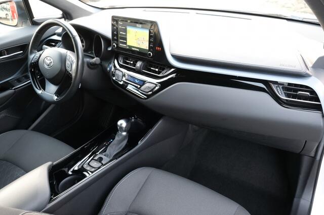 Toyota C-HR 2.0 Hybrid Executive Automaat | JBL Premium audio | Parkeersenso